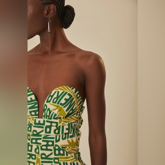 FARM RIO
TYPOGRAPHY STRAPLESS JUMPSUIT - Picture 3 of 6